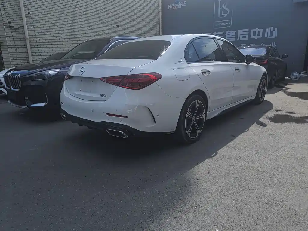 Mercedes-Benz C-Class — миниатюра 9