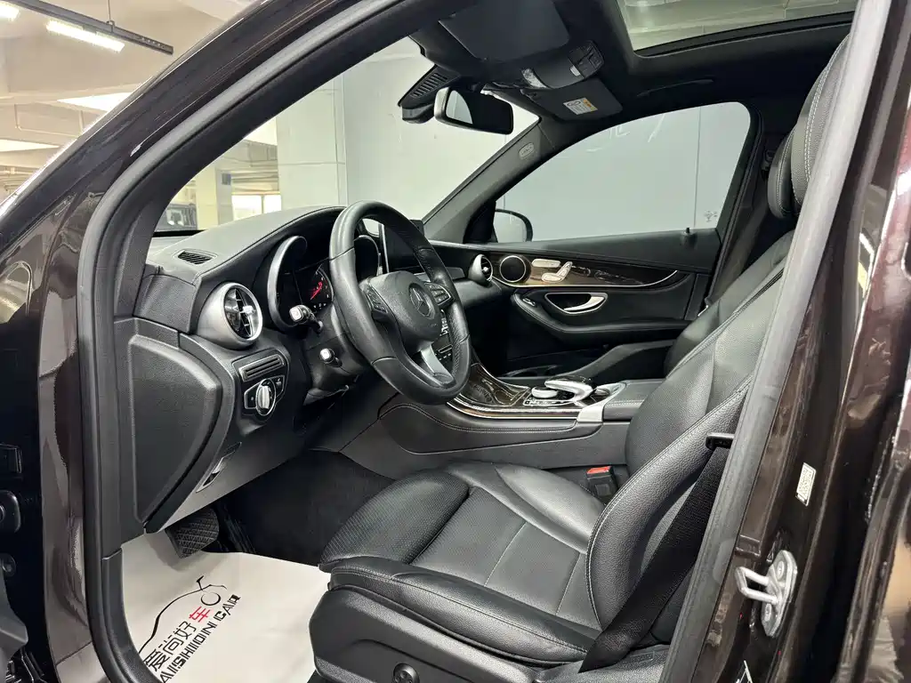Mercedes-Benz GLC — миниатюра 8