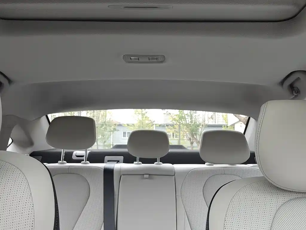 BYD Seal 05 DM-i — миниатюра 11