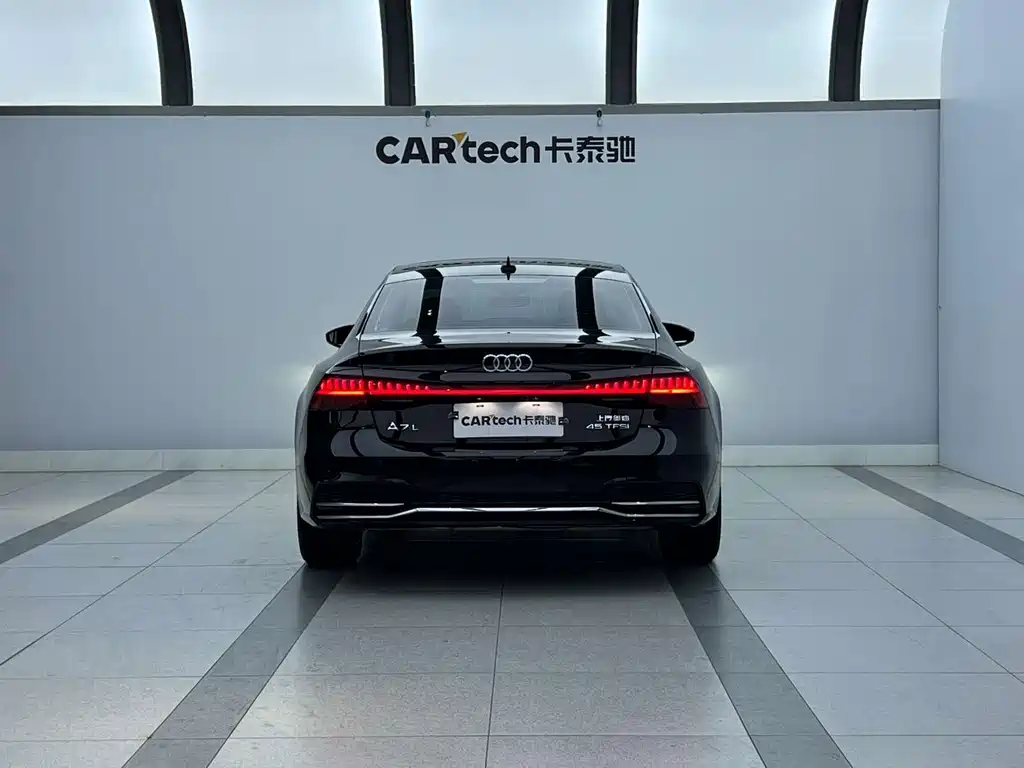 Audi A7L — миниатюра 9