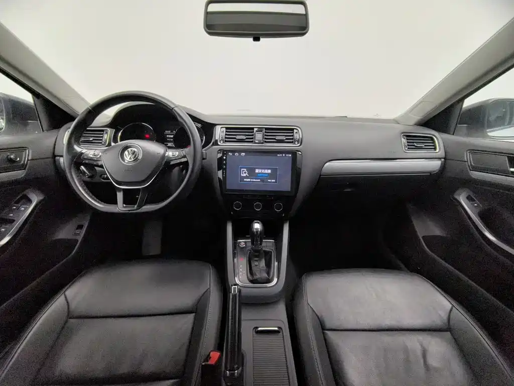 Volkswagen Sagitar — миниатюра 5