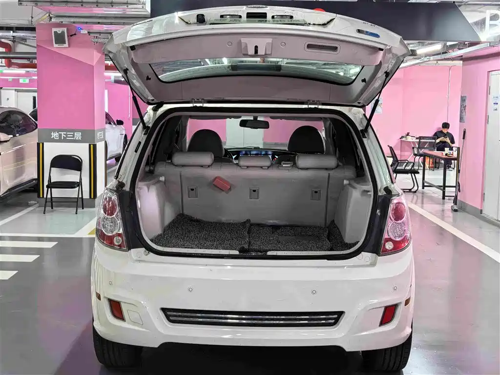 BYD e6 — миниатюра 8