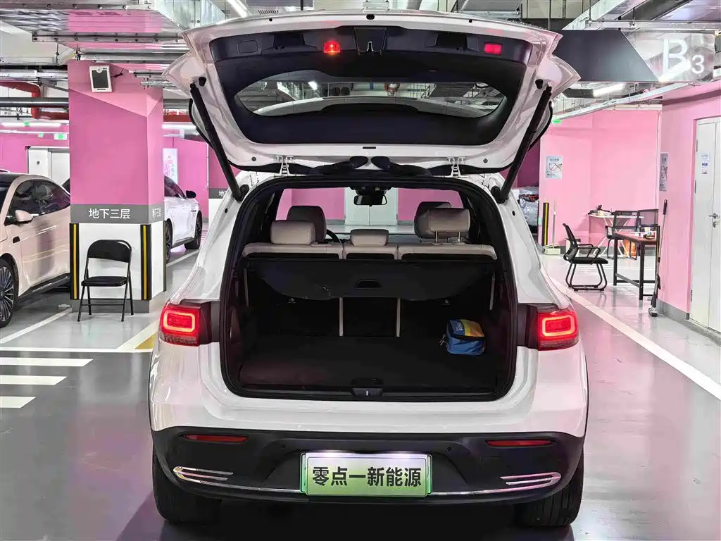 Mercedes-Benz EQB — миниатюра 8