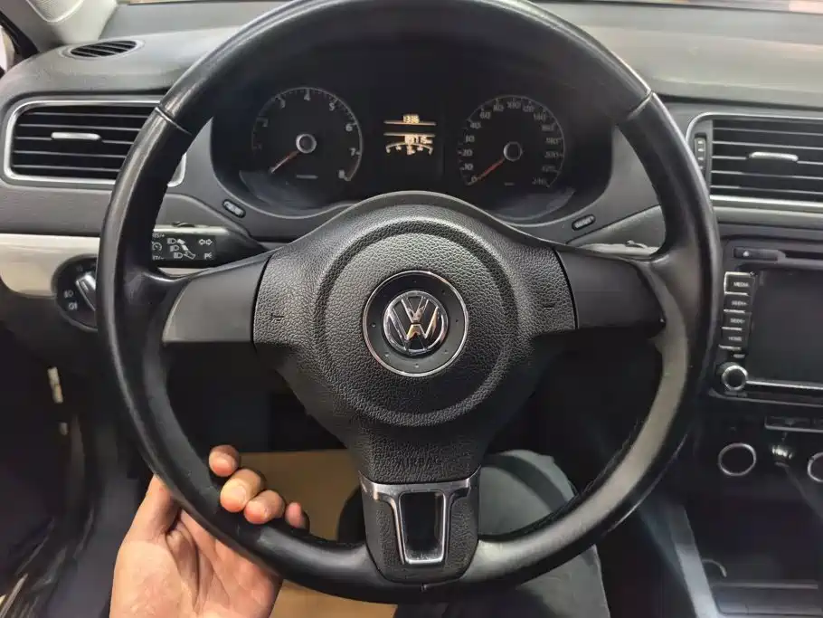 Volkswagen Sagitar — миниатюра 15