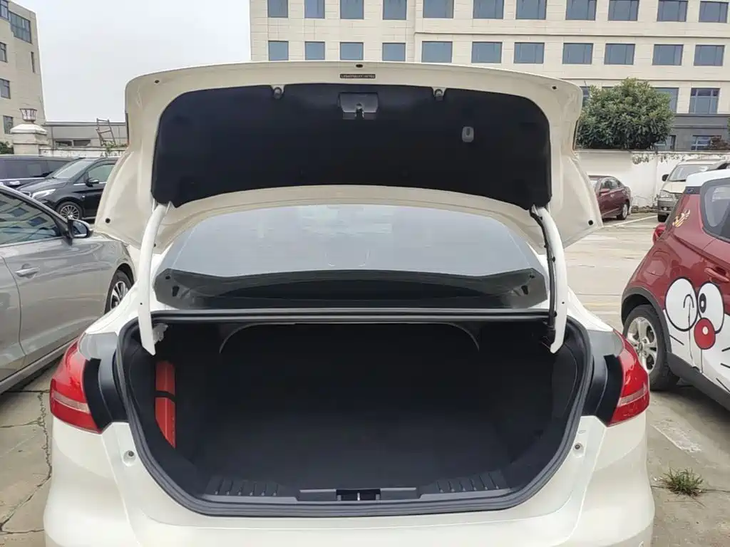 Ford Focus — миниатюра 19