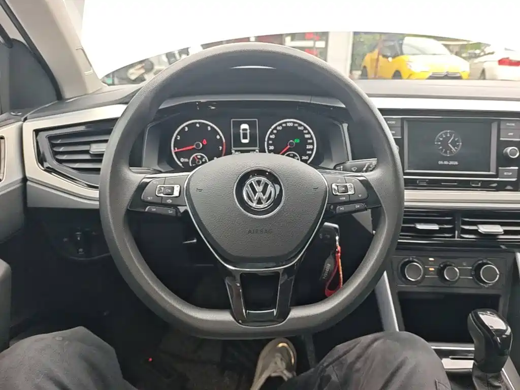 Volkswagen Polo — миниатюра 11