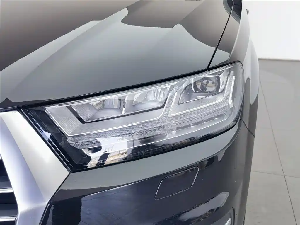 Audi Q7 2019 45 TFSI Comfort