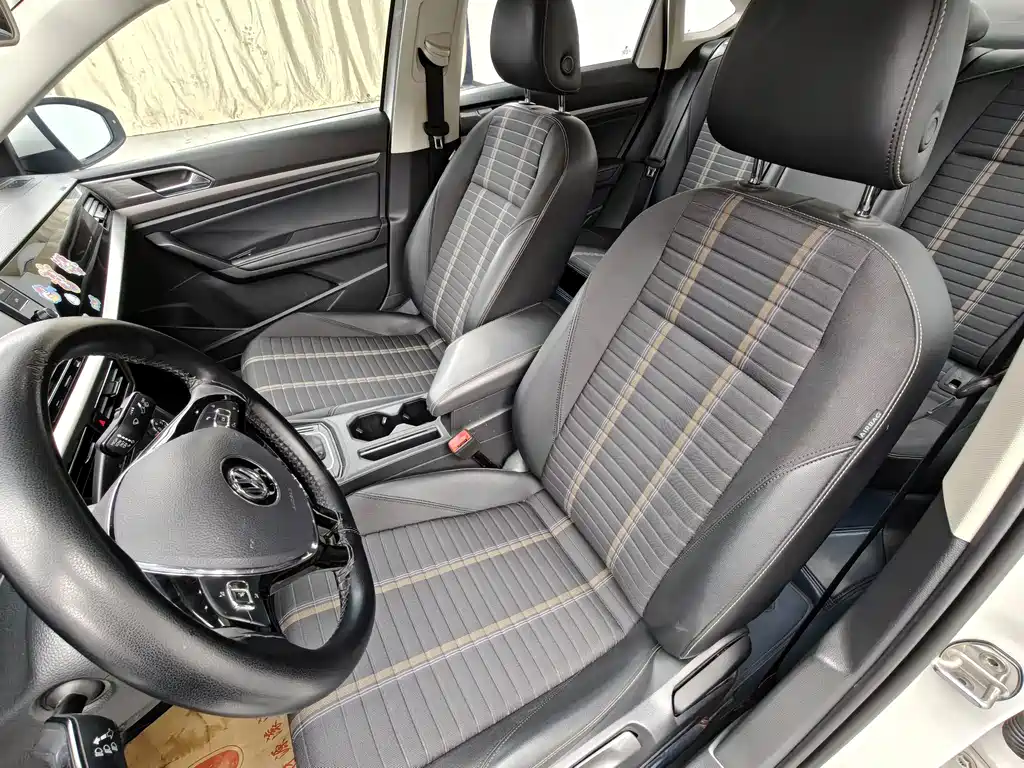 Volkswagen Lavida — миниатюра 9