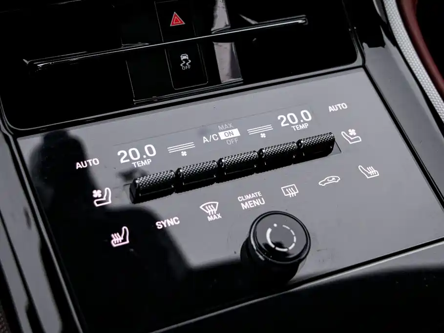 Porsche Panamera — миниатюра 9