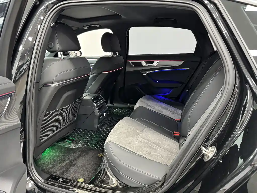 Audi A6L — миниатюра 17