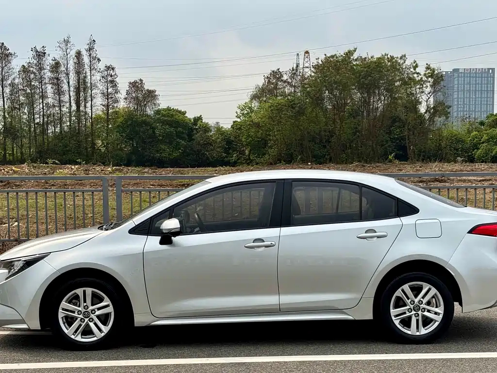 Toyota Corolla Levin 2021 185T CVT