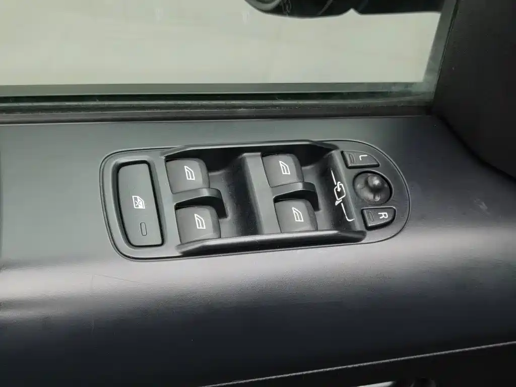 Land Rover Freelander 2 — миниатюра 8