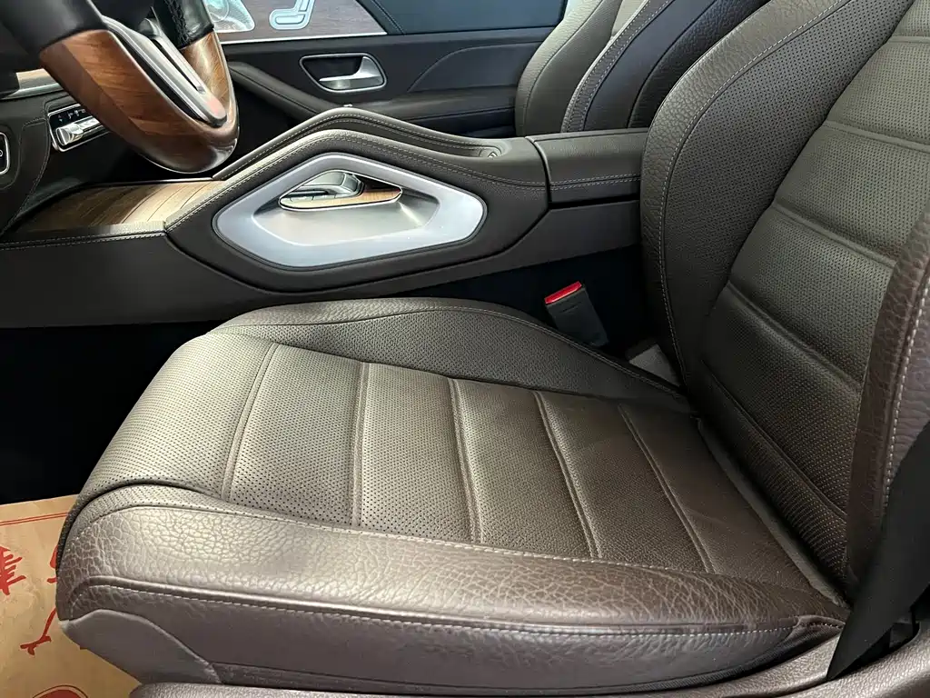 Mercedes-Benz GLS — миниатюра 6