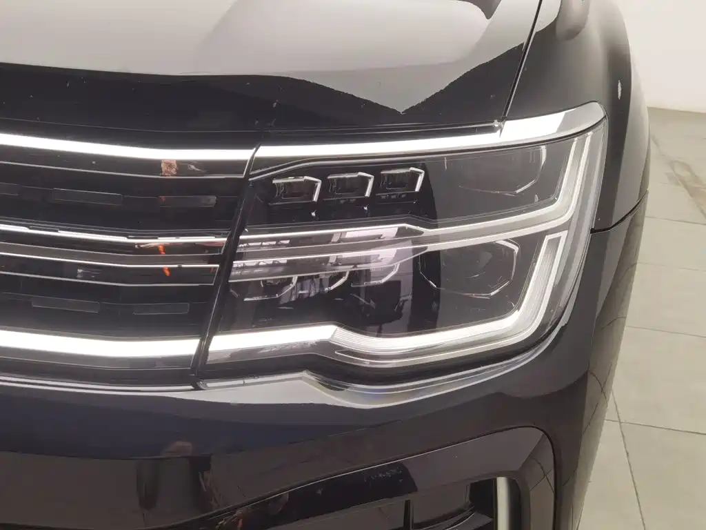 Volkswagen Teramont — миниатюра 7