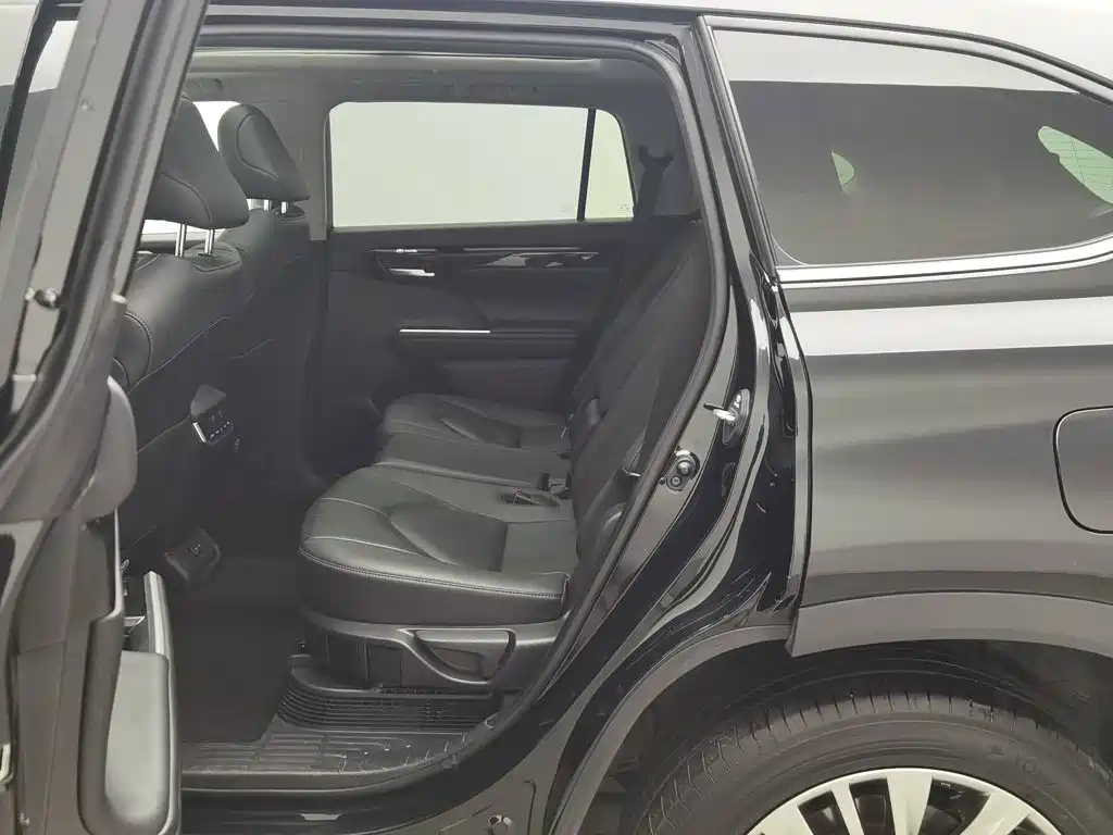 Toyota Highlander — миниатюра 15