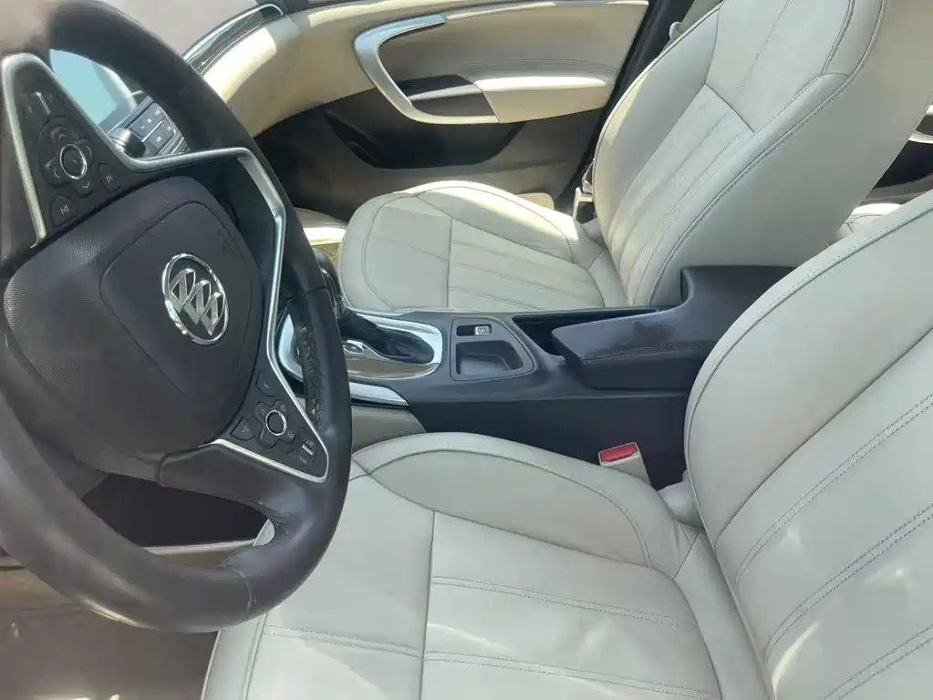 Buick Regal 2015 1.6T Elite
