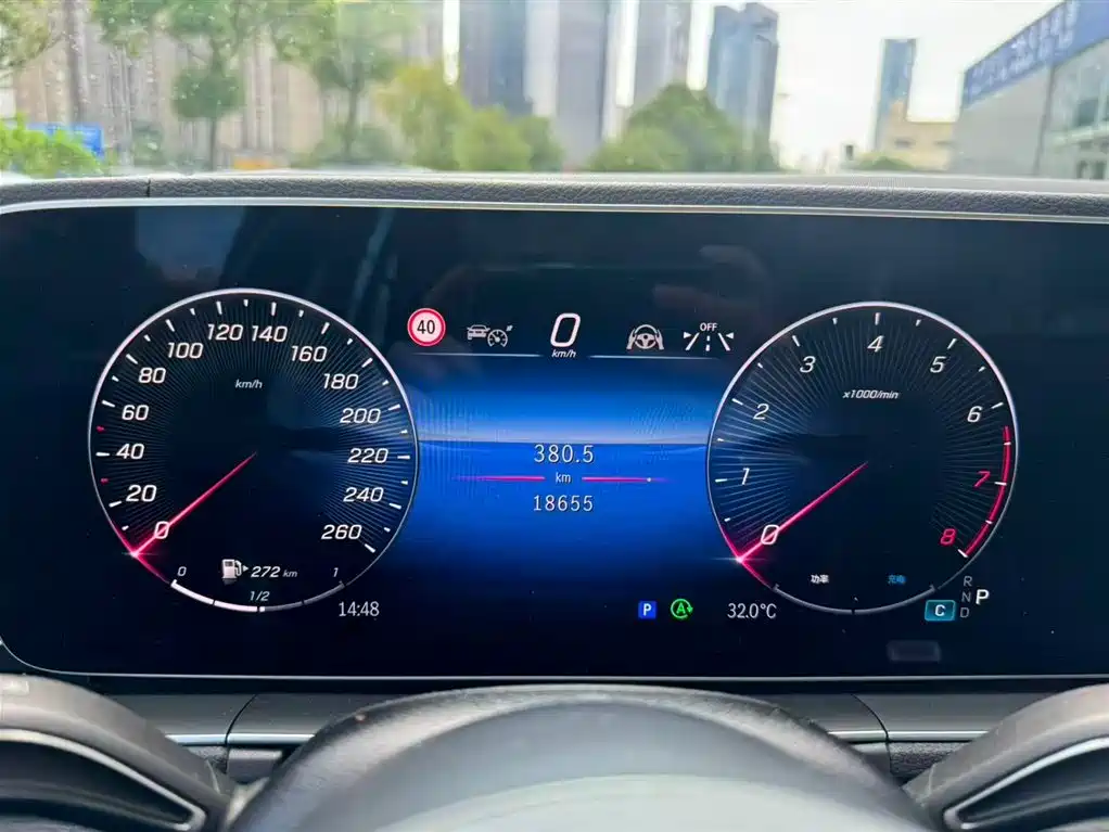 Mercedes-Benz GLE (Import) — миниатюра 10