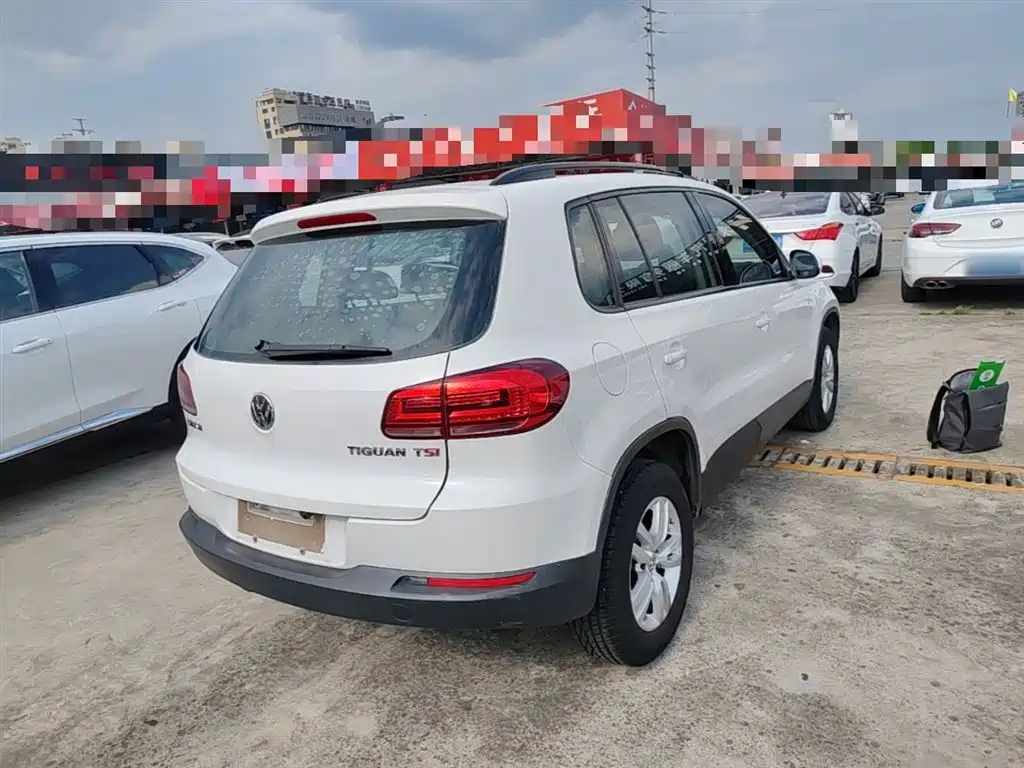 Volkswagen Tiguan 2013 1.8TSI AT