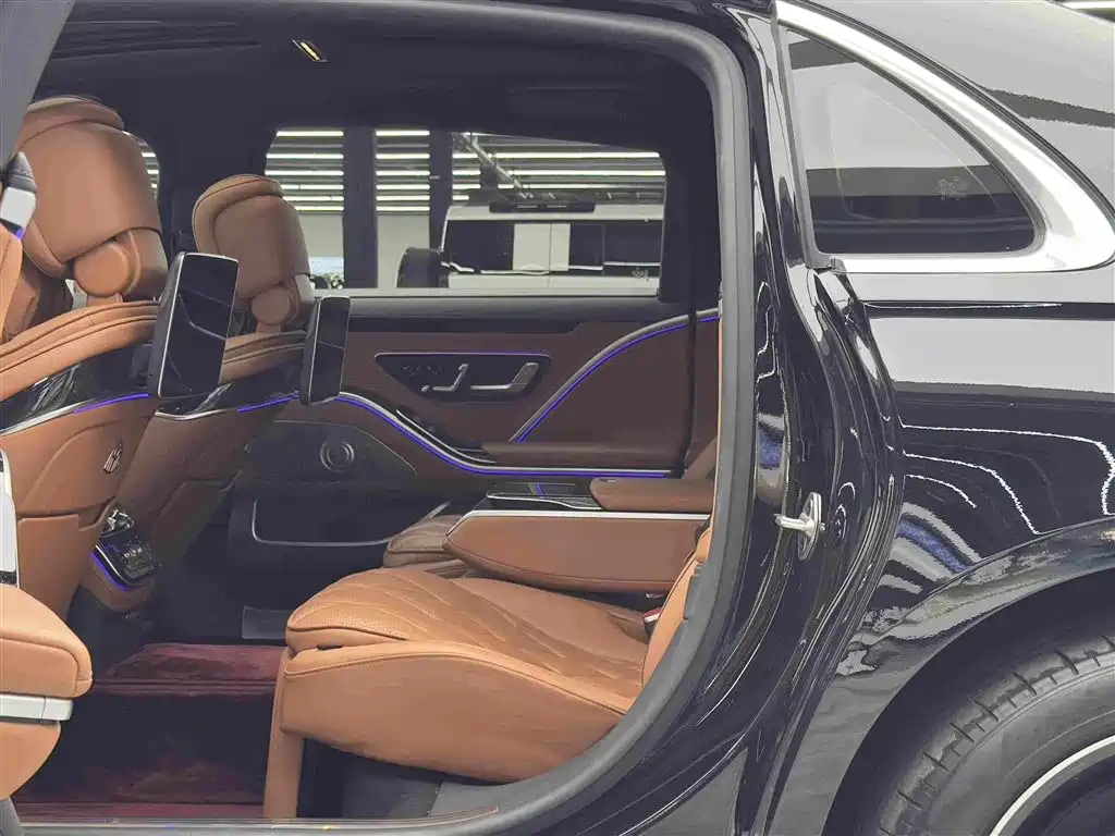 Mercedes-Benz Maybach S-Class