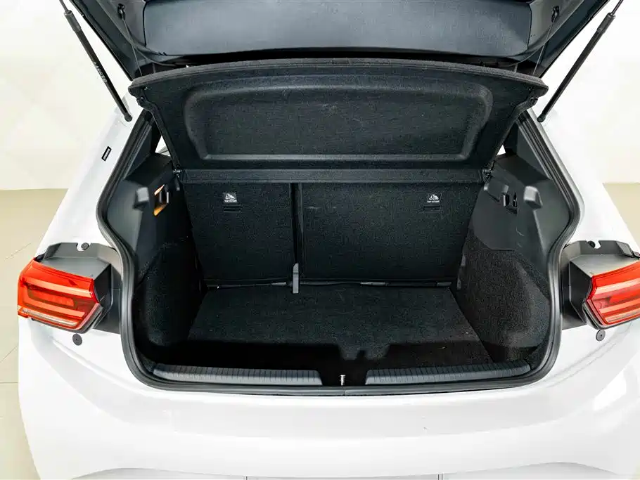 Volkswagen ID.3 — миниатюра 23