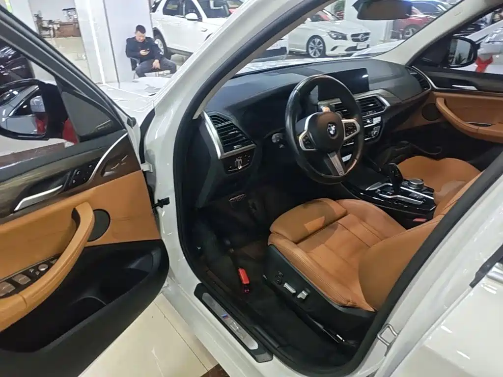 BMW X3 — миниатюра 16