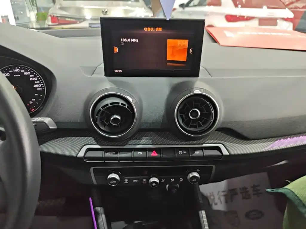 Audi Q2L — миниатюра 13
