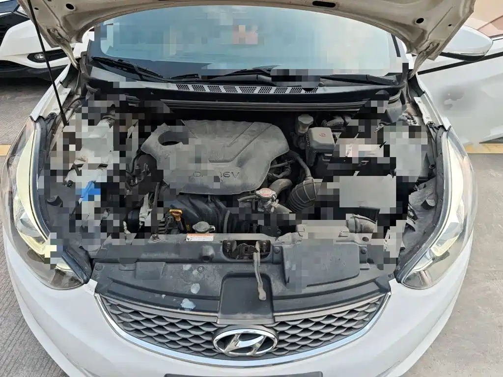 Hyundai Elantra Langdong — миниатюра 11