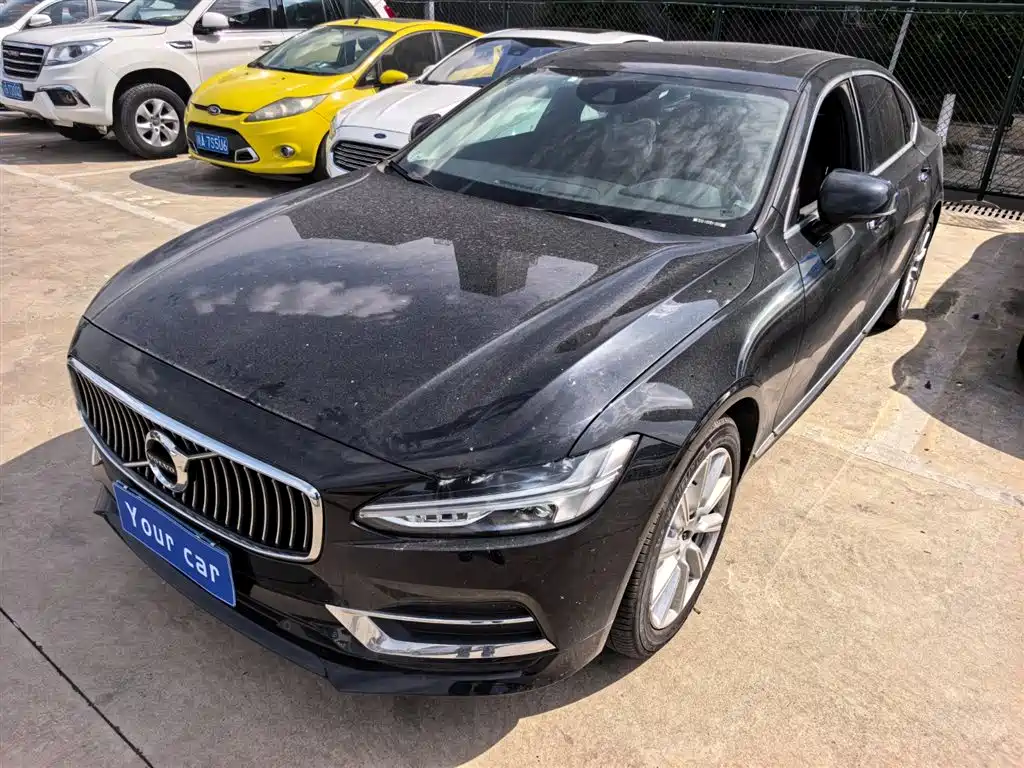 Купить Volvo S90
