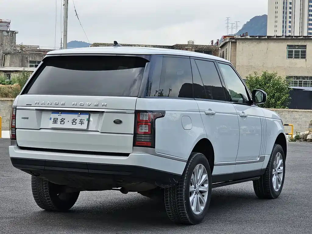 Land Rover Range Rover — миниатюра 21