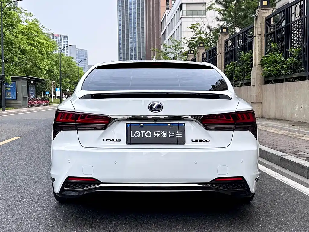 Lexus LS 2020 500h F SPORT VI