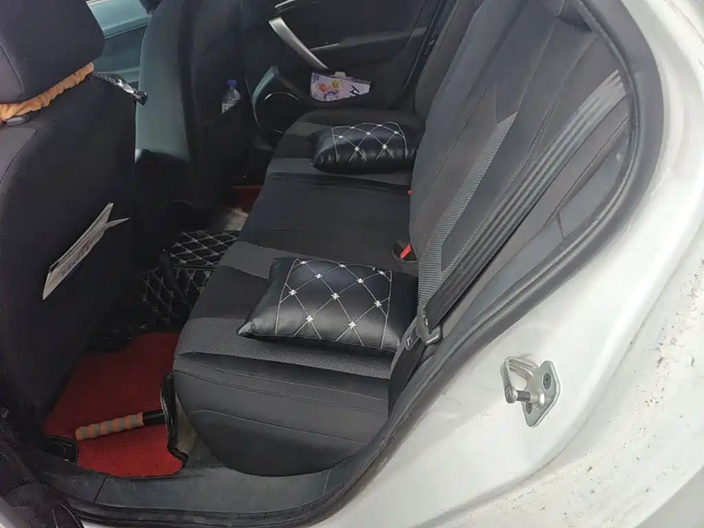 MG MG5 — миниатюра 20