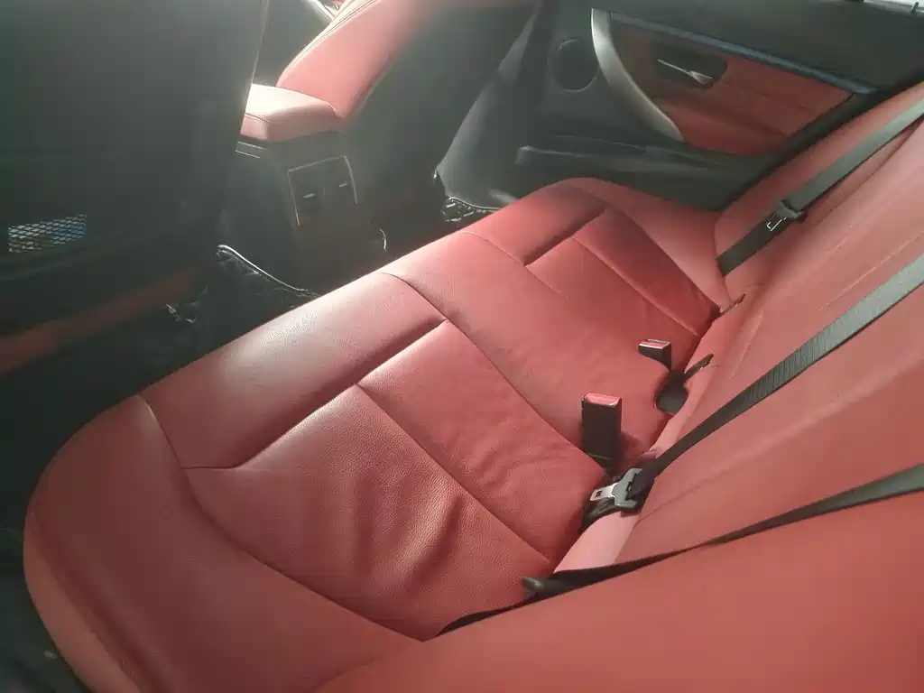 BMW 3 Series — миниатюра 9