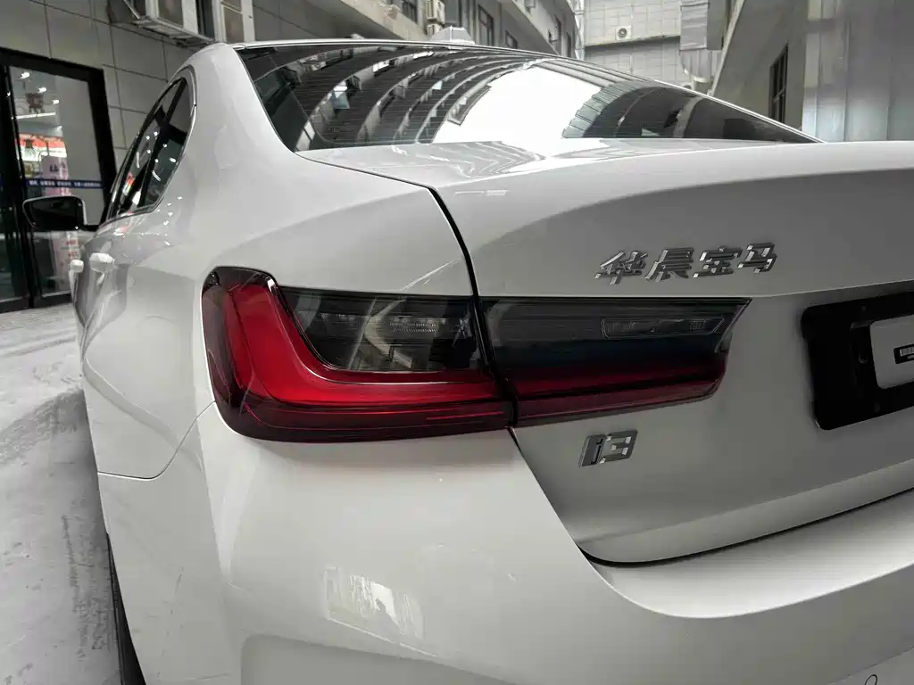 BMW i3 — миниатюра 10