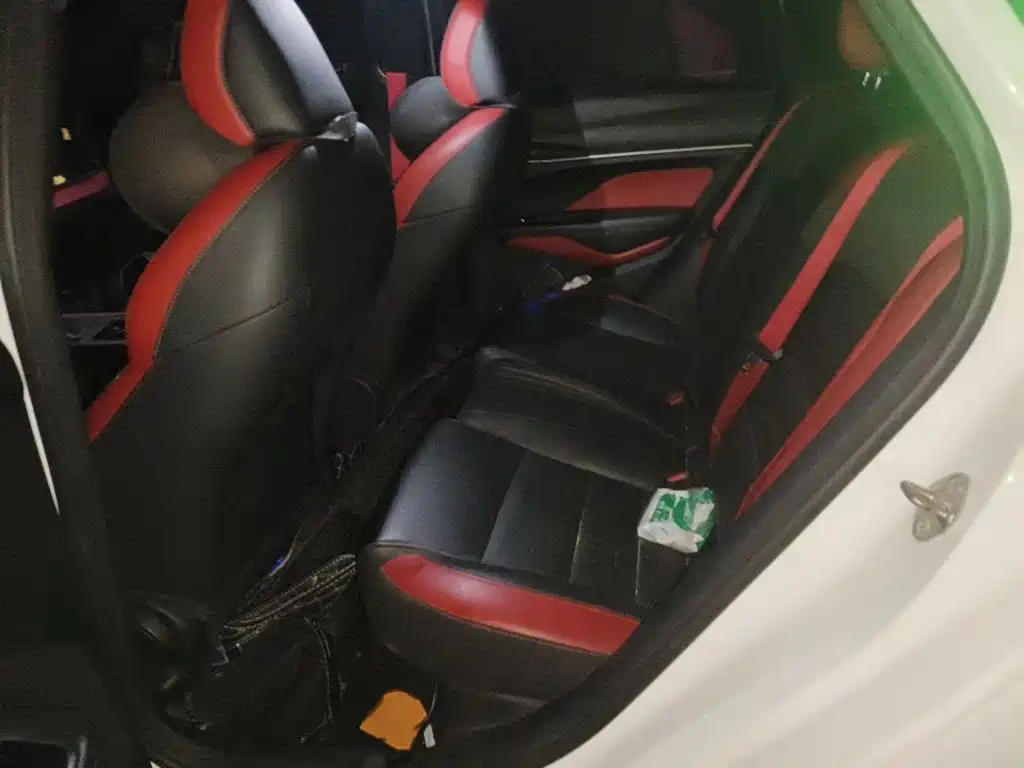 Geely Binrui — миниатюра 15