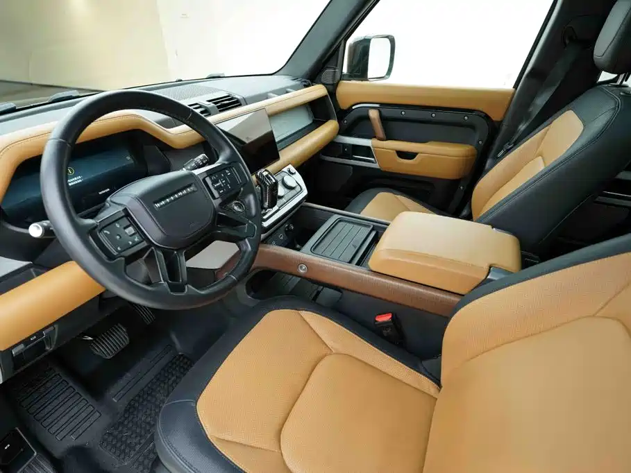 Land Rover Defender — миниатюра 9
