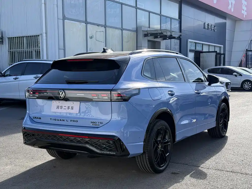 Volkswagen Tiguan L — миниатюра 5