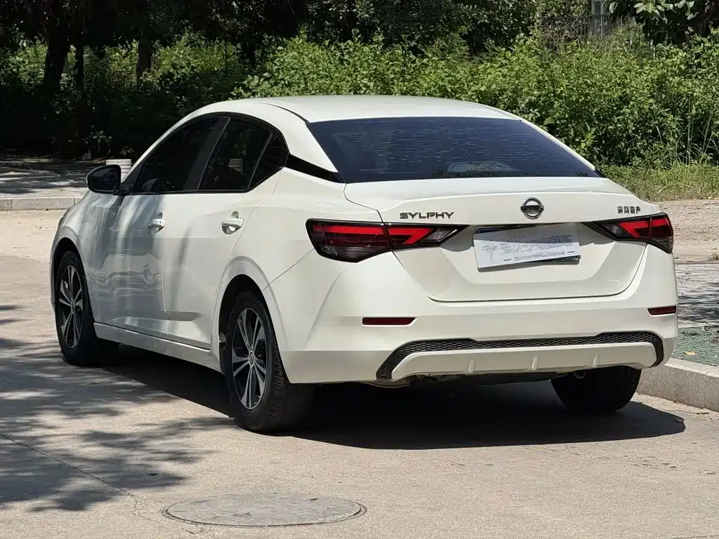 Nissan Sylphy — миниатюра 4