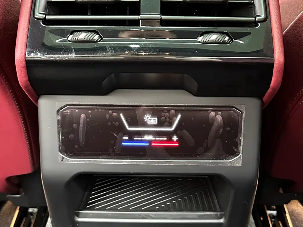BMW 5 Series — миниатюра 21