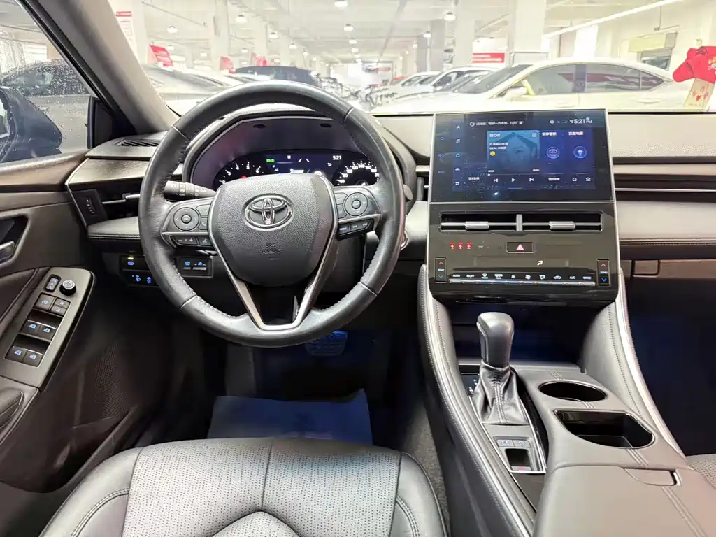 Toyota Avalon — миниатюра 8