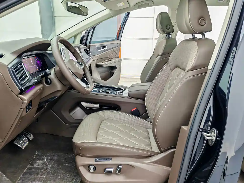Volkswagen Viloran — миниатюра 5