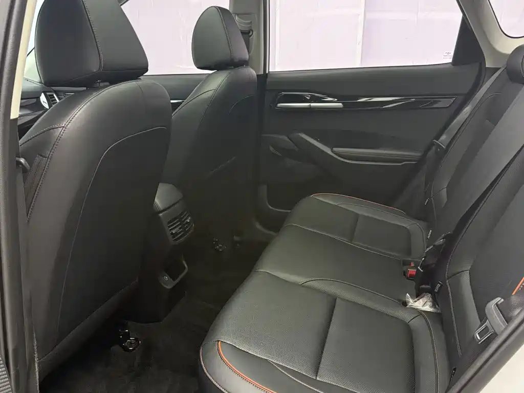 Kia Seltos — миниатюра 16
