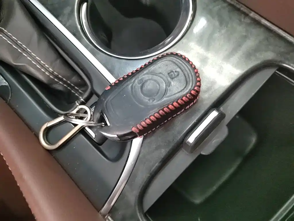 Buick Envision Plus — миниатюра 9