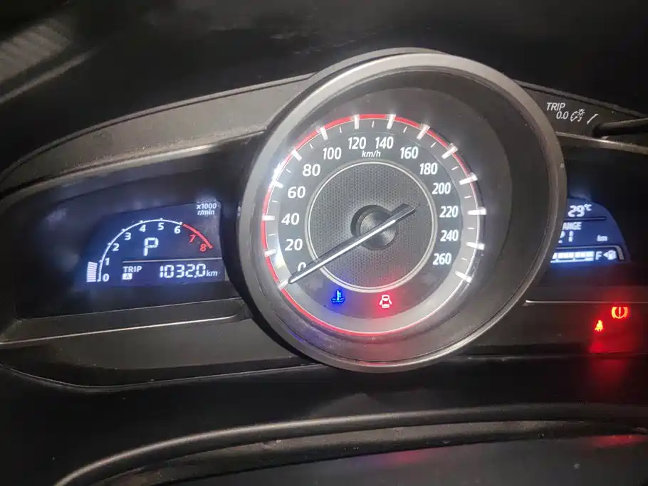 Mazda 3 Axela — миниатюра 14