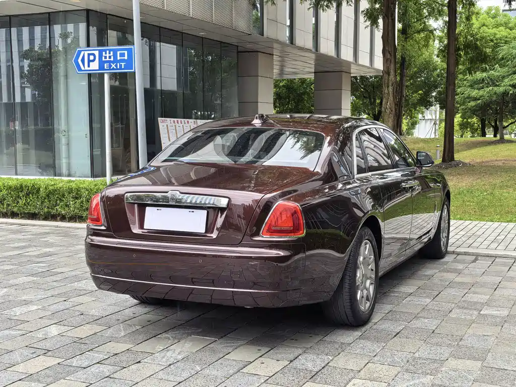 Rolls-Royce Ghost — миниатюра 46