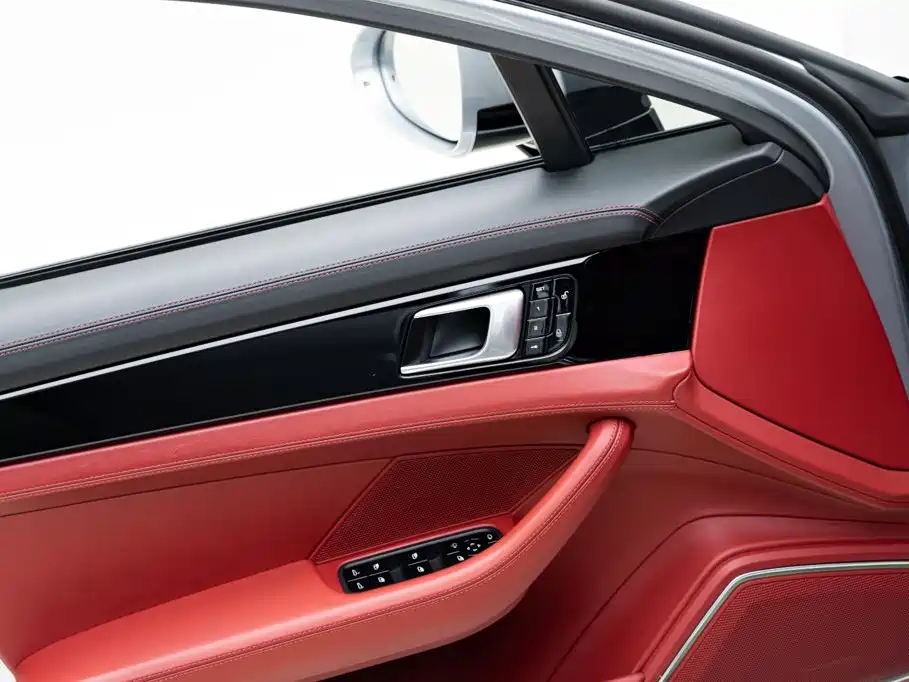 Porsche Panamera — миниатюра 17