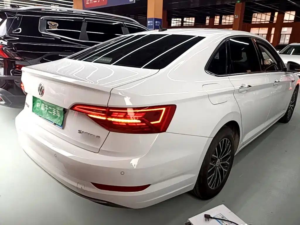 Volkswagen Sagitar — миниатюра 7