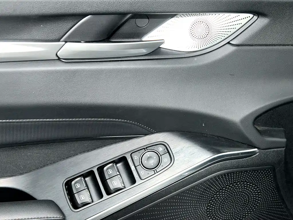 Haval H6 New Energy — миниатюра 8