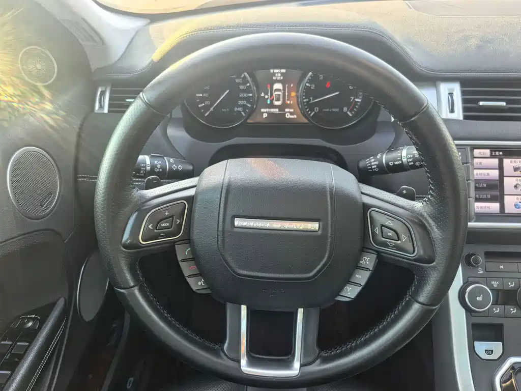 Land Rover Evoque (Import) — миниатюра 12