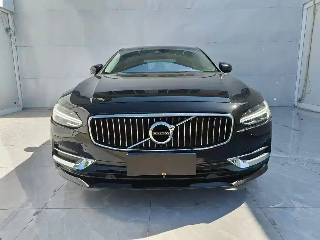 Volvo S90 — миниатюра 2