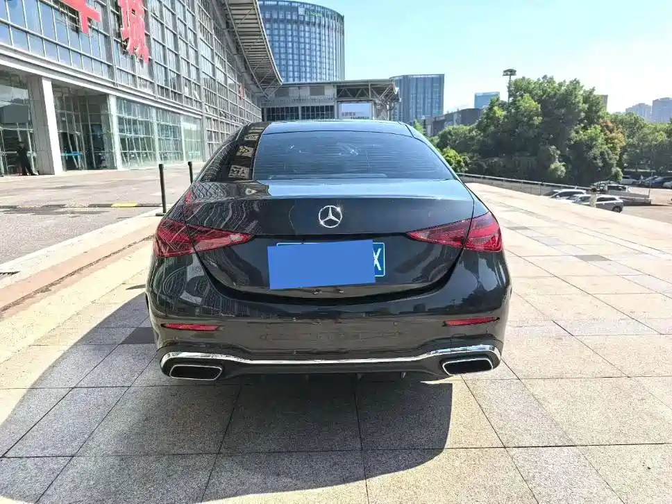 Mercedes-Benz C-Class — миниатюра 8